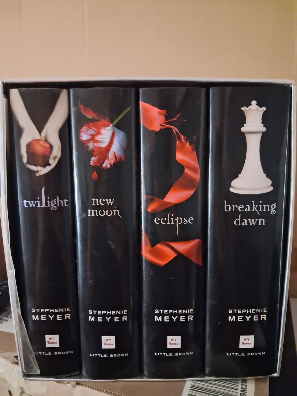 Twilight Saga Hardcover Box Set - Black with Red Accents